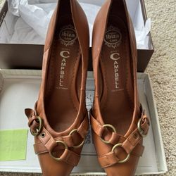 Soft Jeffrey Campbell “Depoe Bay” Heels 9M