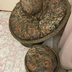 Papasan Chair W/ Foot-rest