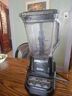 NINJA BLENDER