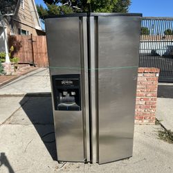Refrigerator 