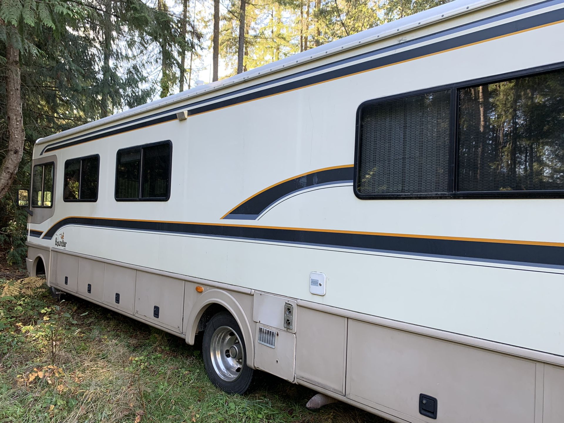 1997 34’ Fleetwood Bounder for Sale in Gig Harbor, WA - OfferUp
