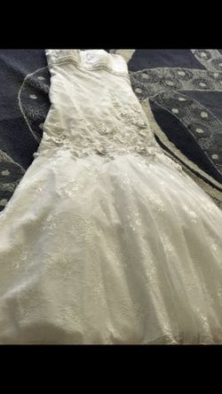 Wedding dress