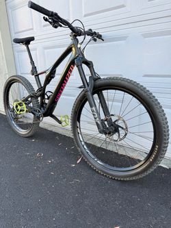 Specialized Full Suspension Mountain Bike