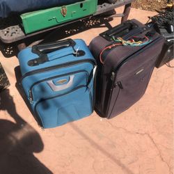 Medium Luggage