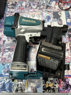 MAKITA AN454 – CLAVADORA DE TECHO PROFESIONAL 