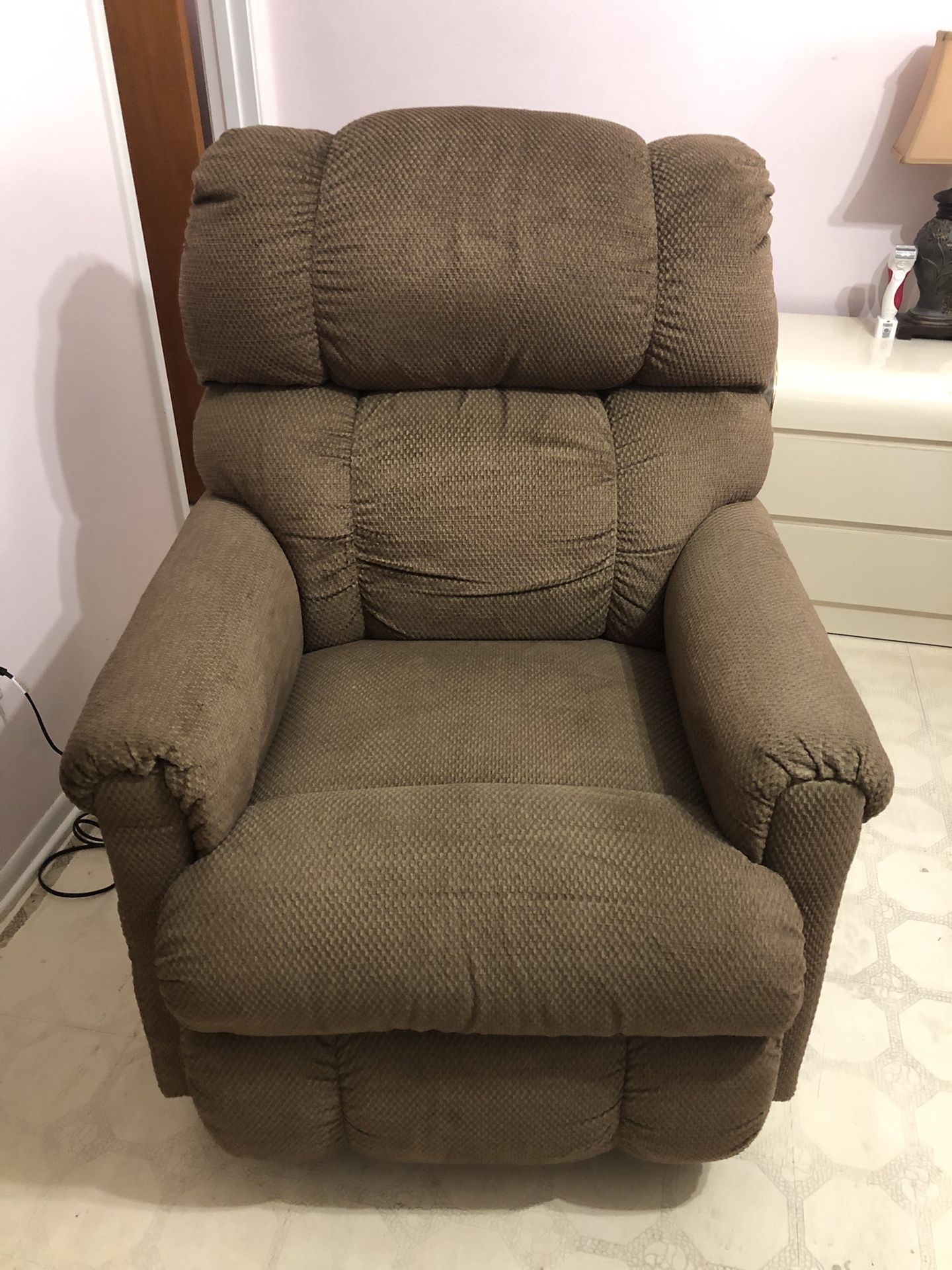 Lazy Boy Recliner w/Heat And Massage