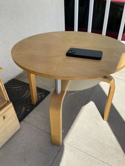 Wood And Glass Coffee Table for a Small Space
