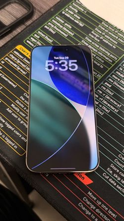 Iphone 16 pro max 256gb Natural Titanium unlocked
