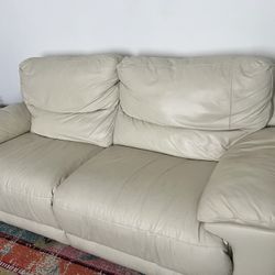 Sofa electrical recliner. Leather. Excellent condition $500