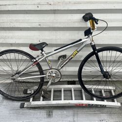JR CRUISER POWERLITE BMX