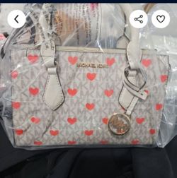 New Michael kors purse