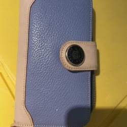 Dooney Ans Bourke Wallet