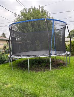 Trampoline 14 ft
