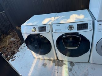 Samsung Front Load Washer and Dryer Set