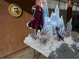 Frozen centerpieces