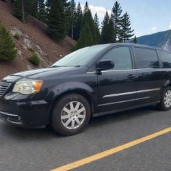 2014 Chrysler Town & Country