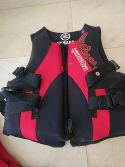 New Yamaha life jacket Vest L