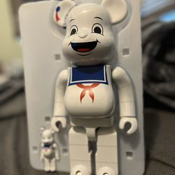 Ghostbusters Stay Puft Marshmallow Man 100% And 400% Bearbrick