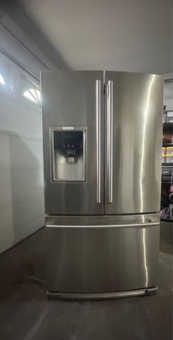 Electrolux  stainless steel refrigerator(2018)