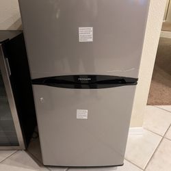Frigidaire 42 Inches Fridge