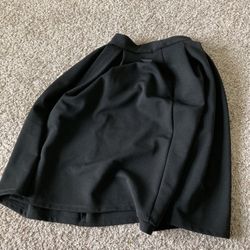 Black Small Skirt 
