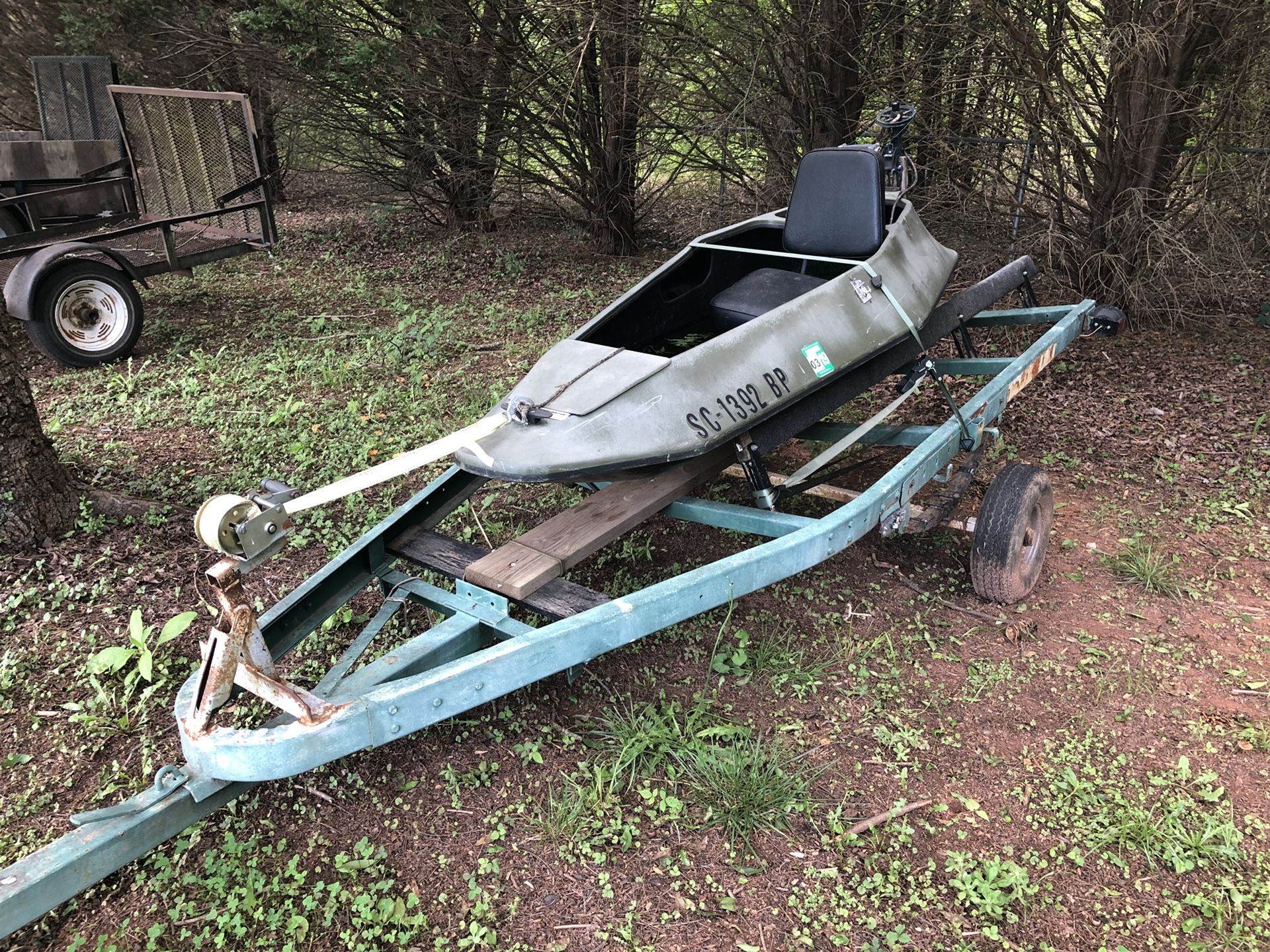 Sneak boat
