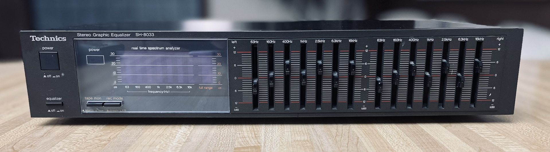 Technics SH-8033 Graphic Equalizer w/ Spectrum Analyzer