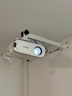 Jimveo Projector and motorized projector screen