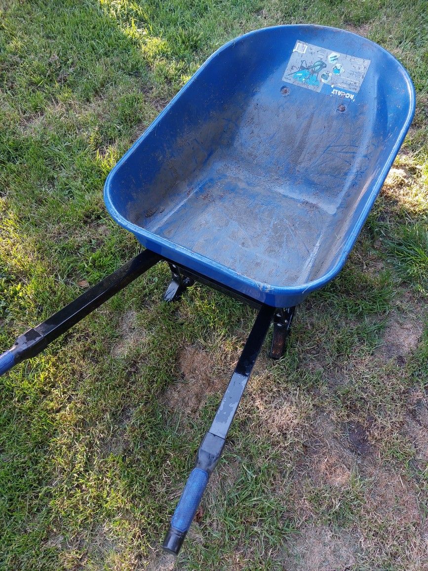 Kobalt Wheelbarrow for Sale in Spencer, NC OfferUp