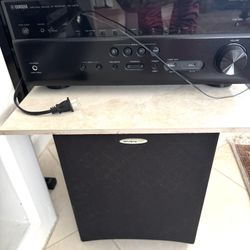 Yamaha RX-V679 Receiver With Subwoofer 