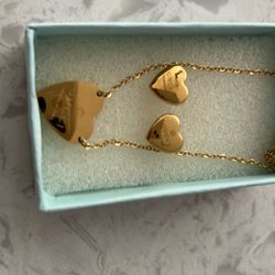 Necklace With Earrings 