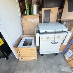 Storage unit contents for sale