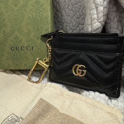 Calfskin Matelasse Chevron GG Marmont Key Case Card Holder Black