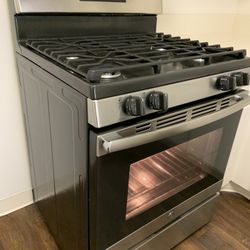 GE GAS STOVE 
