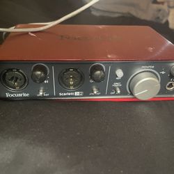 Focusrite Scarlett 2i2 Audio Interface (1st Gen)