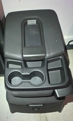 2025 chevy silverado center flip seat