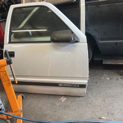 96 Doors 