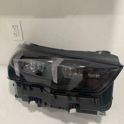 BMW 5 SERIES G60 ORIGINAL SHADOWLINE RIGHT PASSENGER ADAPTIVE LED HEADLIGHT HOUSING 2024/2025