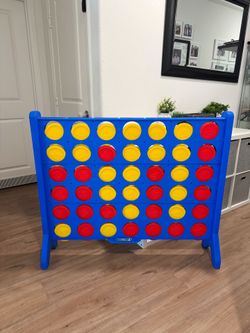 Connect 4 giant
