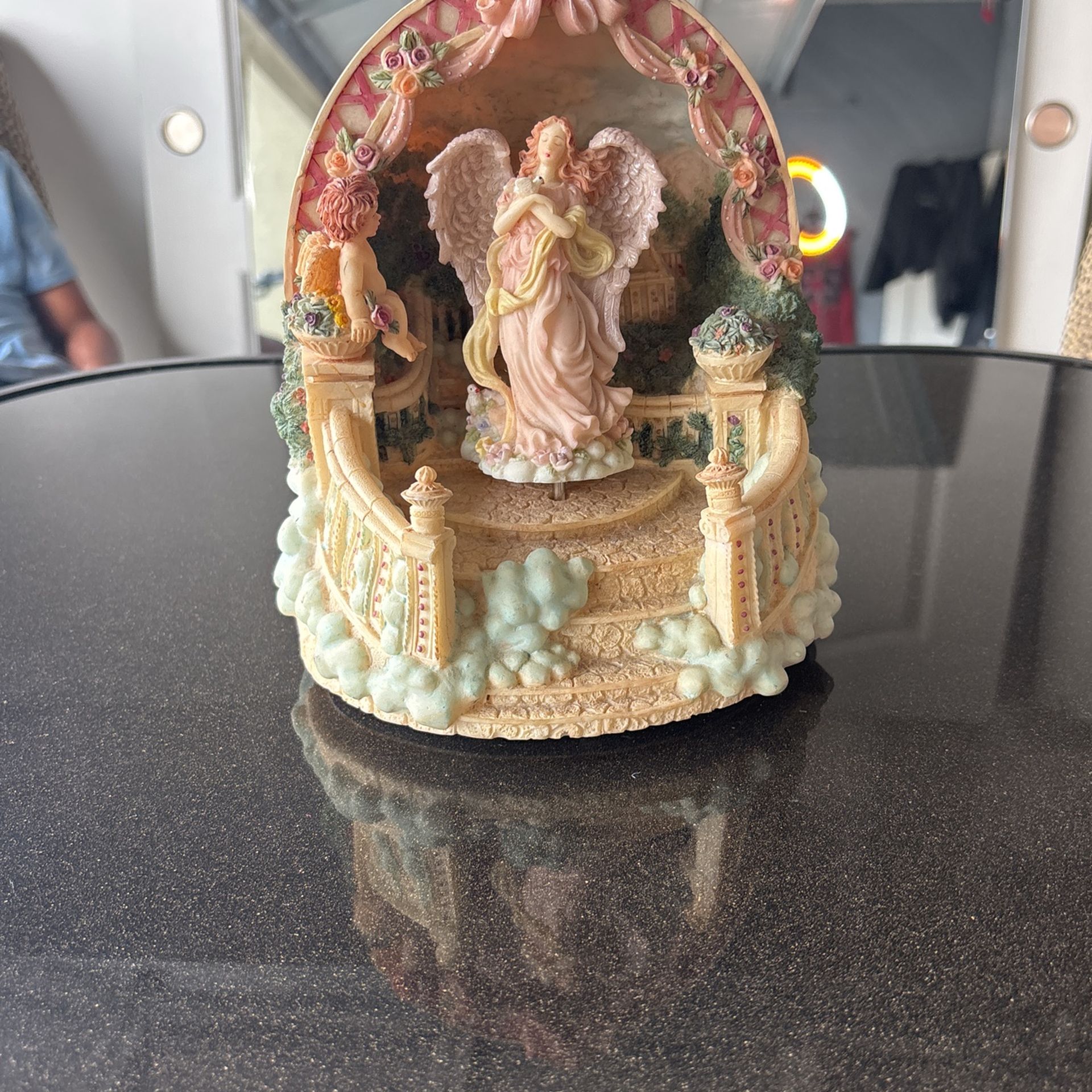 It’s A Music Box Vintage Classic