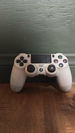 PS4 Controllers