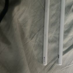 Apple Pencils 