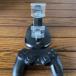 PS4 Controller & Charging Station
