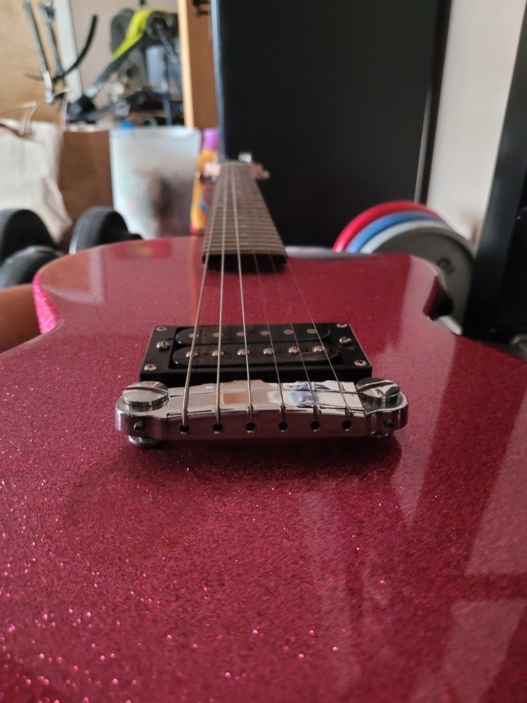 Danelectro Sparkle Pink Electric Guitar, ROCK CANDY edition Daisy Rock