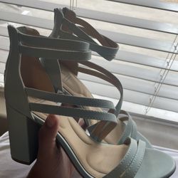 Beautiful Brand New Heels Size 8