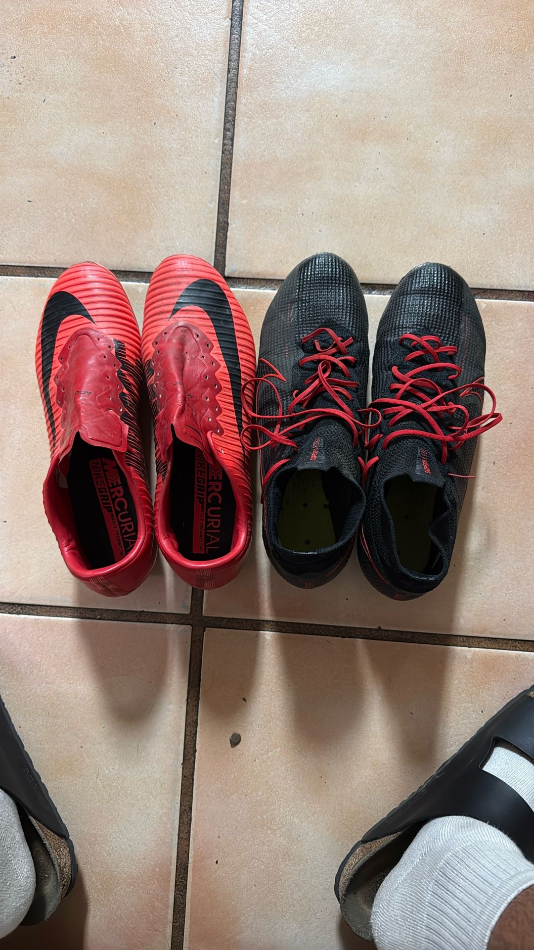 SOCCER CLEATS
