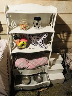 Unique handmade dog/cat bed