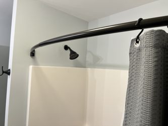 Curved Shower Bar With Shower Hooks