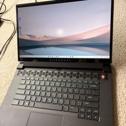 Alienware m15 R3 15.6" 300Hz FHD - i7-10750H, RTX 2070 Super, - For Repair