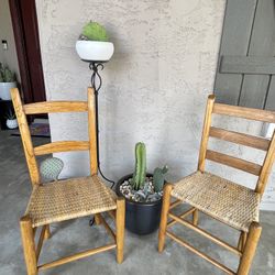 Cute Wooden Ladder Back Woven Seat Chairs